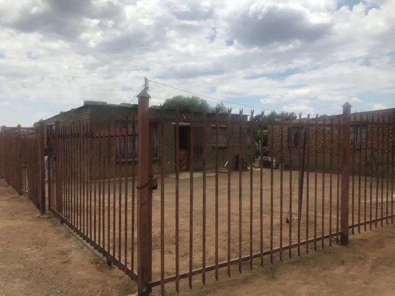 2 Bedroom Property for Sale in Freedom Square Free State